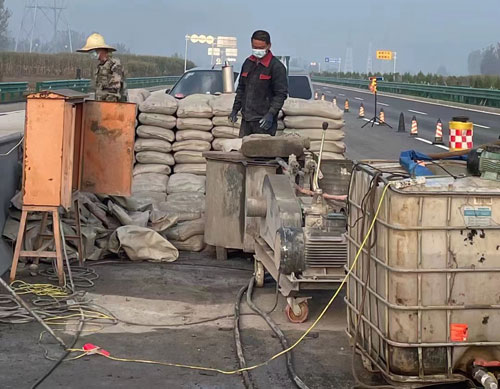 讷河高速路病害处理